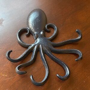 Navy Octopus Wall Hook